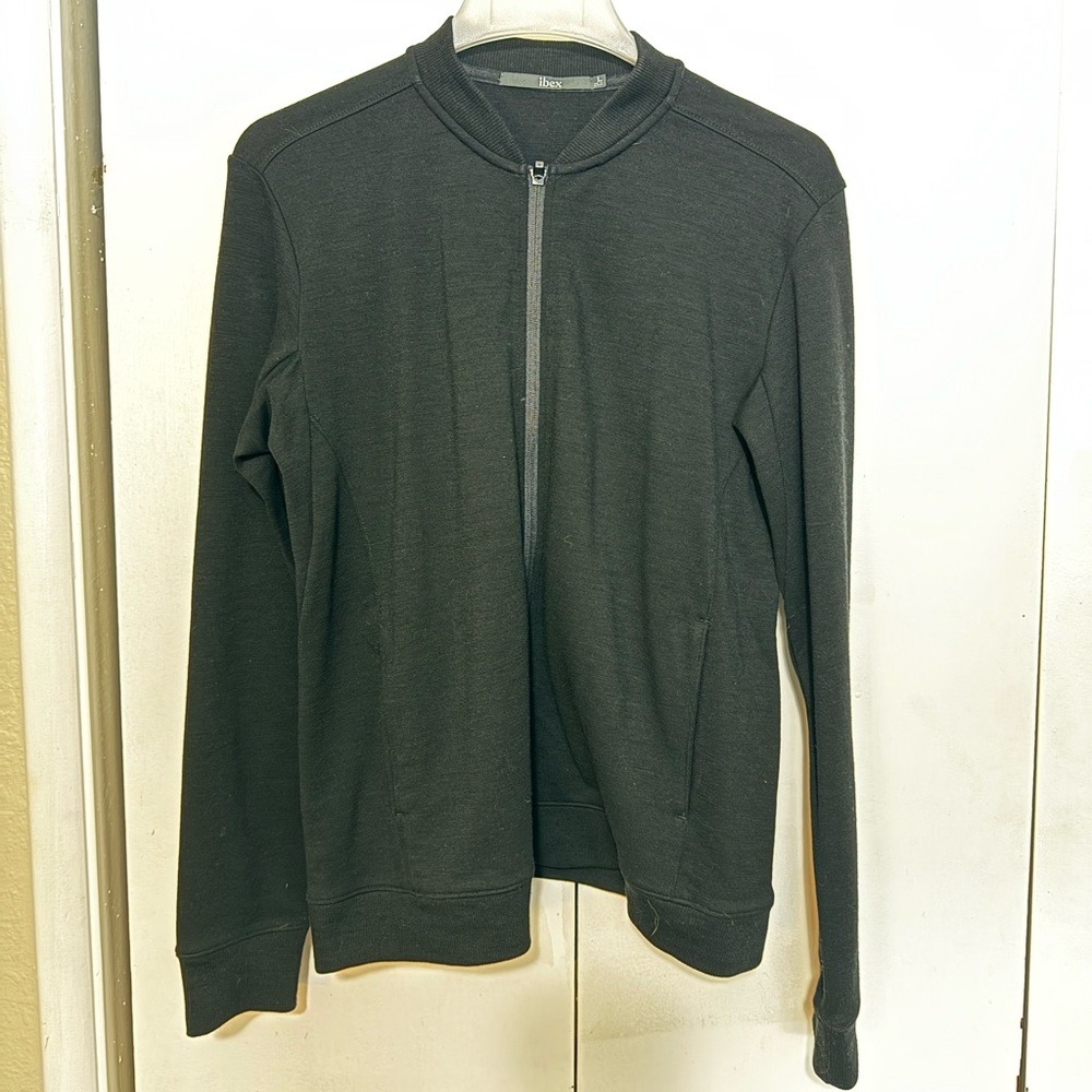 Black Midweight bomber wool jacket from Ibex